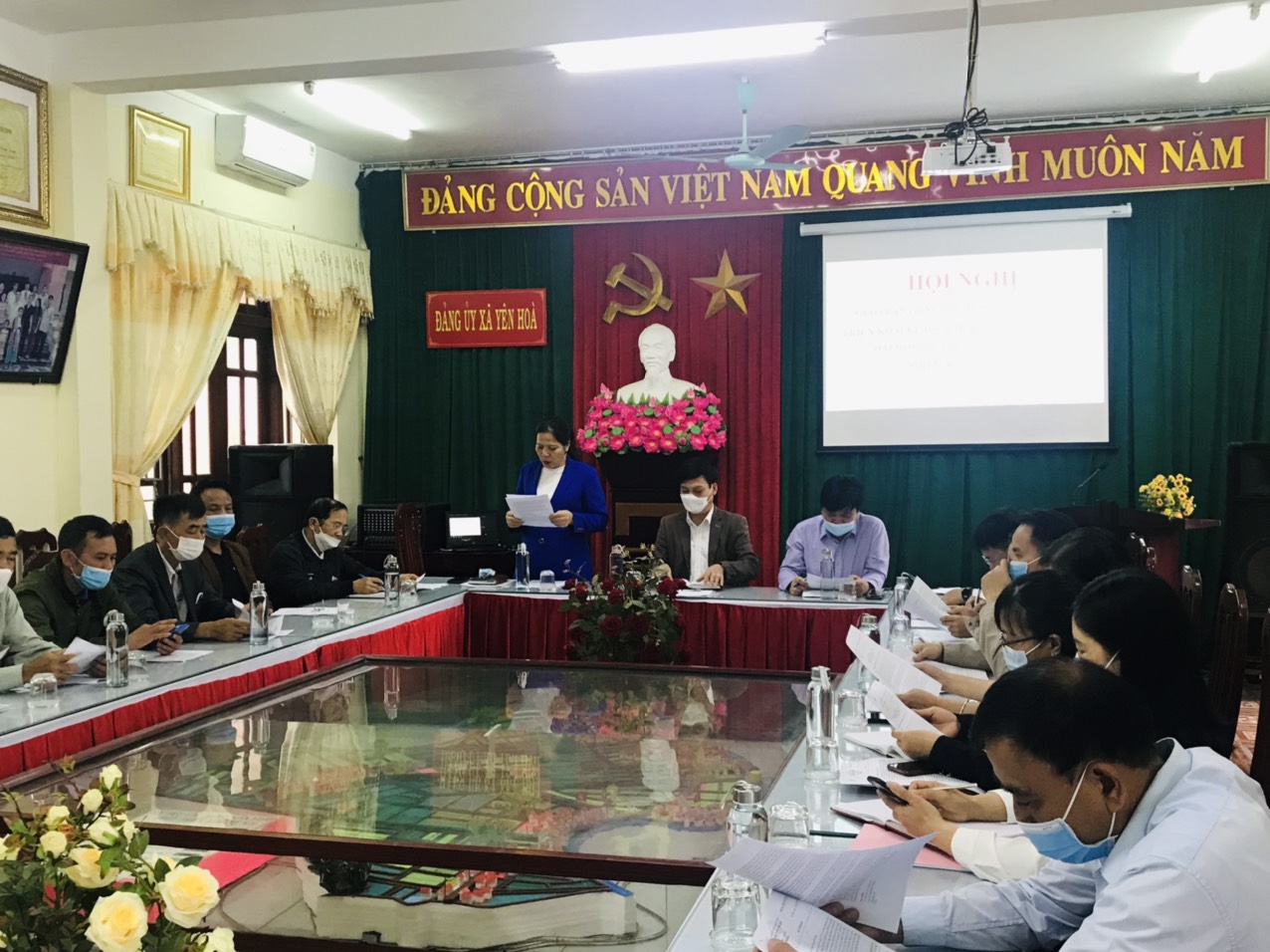 Yên Hòa tổ chức hội nghị giao ban công tác đảng tháng 3, phướng hướng nhiệm vụ công tác tháng 4 và triển khai kế hoạch tổ chức đại hội chi bộ trực thuộc nhiệm kỳ 2022-2025.