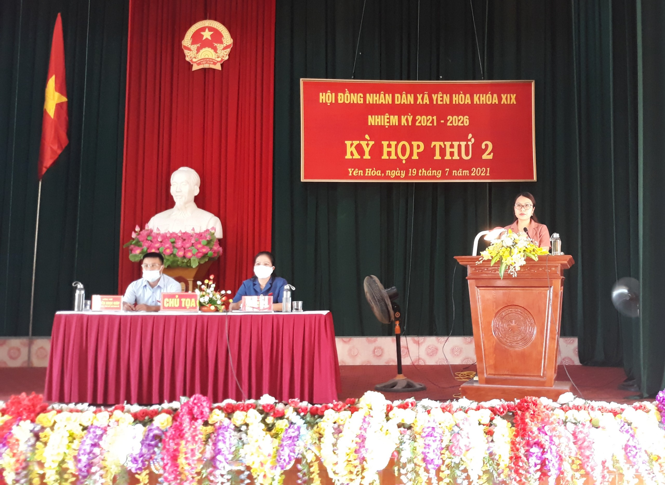 Kỳ họp thứ 2 HĐND xã Yên Hòa khóa XIX, nhiệm kỳ 2021 - 2026