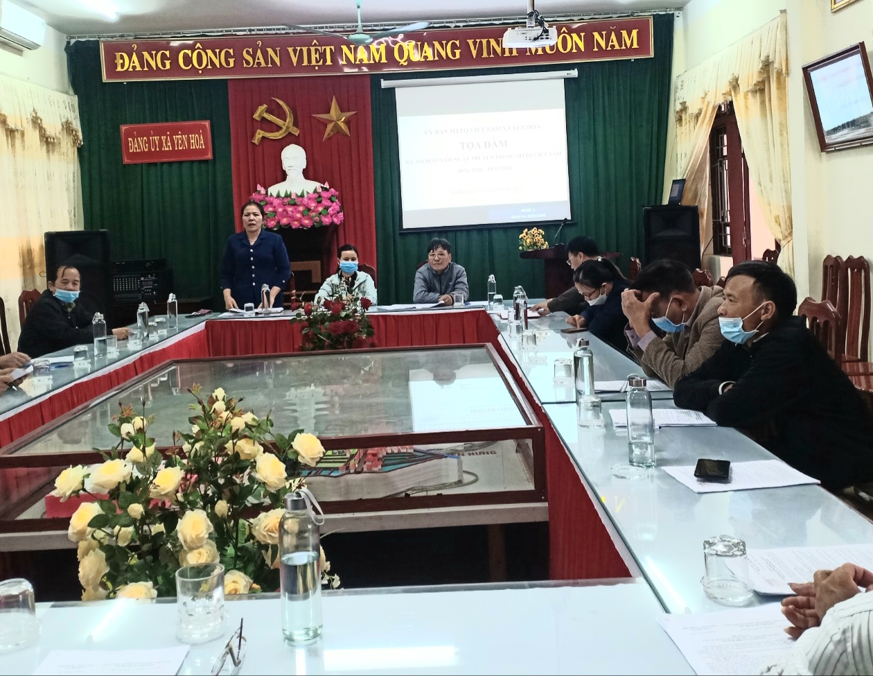 Chiều ngày 16/11, tại trụ sở UBND xã, Ban thường trực Ủy ban Mặt trận Tổ Quốc xã đã tổ chức buổi Tọa đàm kỷ niệm 91 năm ngày thành lập Mặt trân dân tộc thống nhất Việt Nam, ngày truyền thống MTTQ VN và Ngày hội Đại đoàn kết toàn dân (18/11/1930 – 18/11/2021).