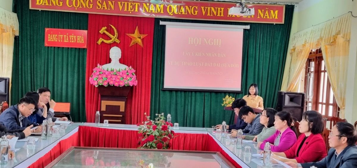 Uỷ ban MTTQ Việt Nam xã Yên Hòa tổ chức hội nghị lấy ý kiến tham gia vào Dự thảo Luật Đất đai (Sửa đổi).